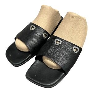 Brighton Sandals Women 8 M Black Pebbled Leather Slides Yoko Heart Charm